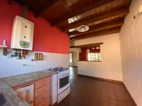 CASA EN VENTA DON TORCUATO 3 DORMITORIO COCHERA