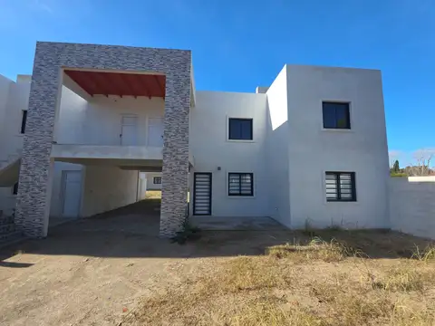 Depto Tipo Casa en Venta de 3 ambientes
