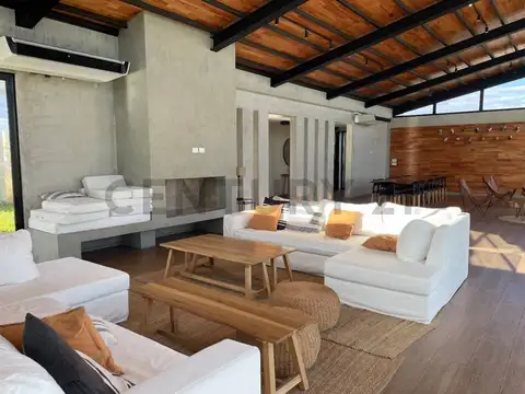 Barrio Carpinchos , Piso 0