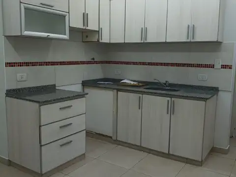 Depto Tipo Casa 3 ambientes con 1 baño