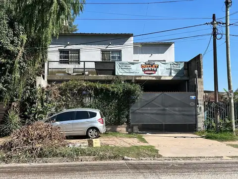 Av Nemesio Alvarez al 1200