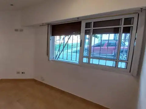 Departamento en Venta en Ramos Mejía, USD 42.000