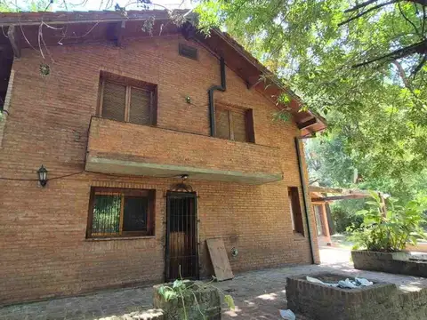 Casa en Venta en Maquinista F Savio, USD 400.000