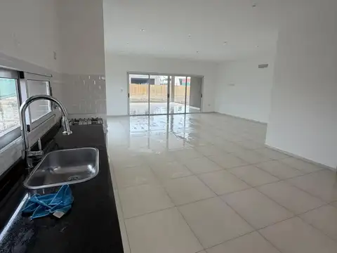 Casa en Venta en San Sebastián, USD 168.000