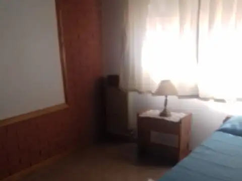 CHALET 3 AMBIENTES EXCELENTE ENTORNO