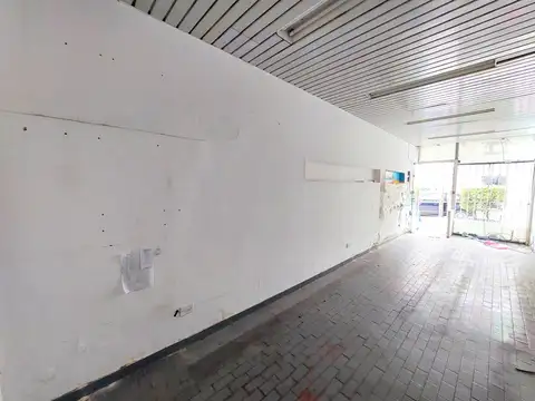 Local en Alquiler en Ramos Mejía, $ 1.200.000