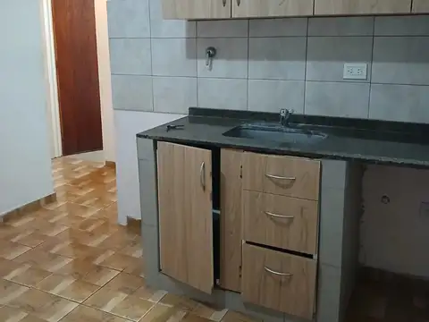 Departamento en Alquiler en González Catan, $ 480.000
