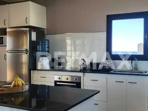 Casa en Venta amoblada - Lago Mari Menuco