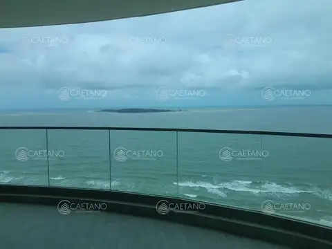 Departamento en Alquiler Temporal en Playa Mansa, USD 55.000