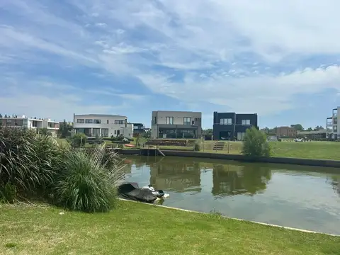 Venta Lote al agua río, Barrio El Canal Villanueva