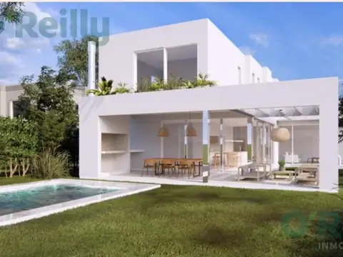 Casa en Venta con 3 cocheras