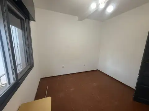 Prebístero Julián Navarro 5400