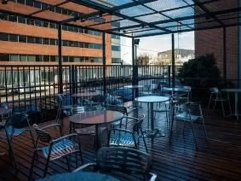 Oficina en Alquiler en Olivos, USD 17.600