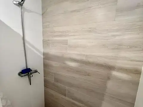 Teniente Juan Domingo Peron 4100, Piso 6