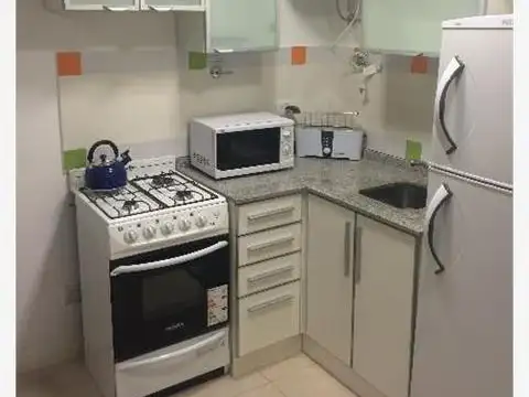 Departamento en Alquiler Temporal en Centro, $ 890.000