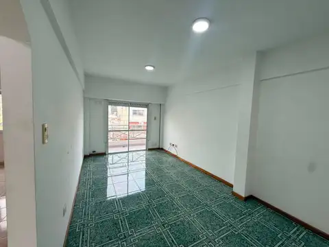 DEPTO EN ALQUILER BRANDSEN 5698 - 2DO 18 WILDE C/COCHERA