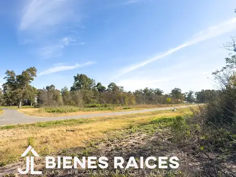 Terreno en venta en Los Pinares Country Club, E3