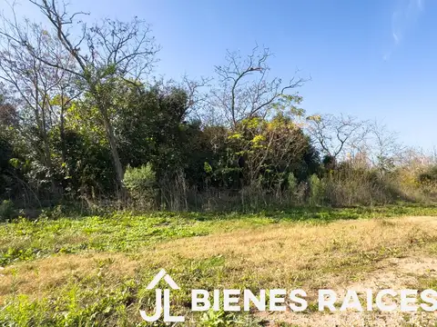 Lote en Pinares Exaltación de la Cruz