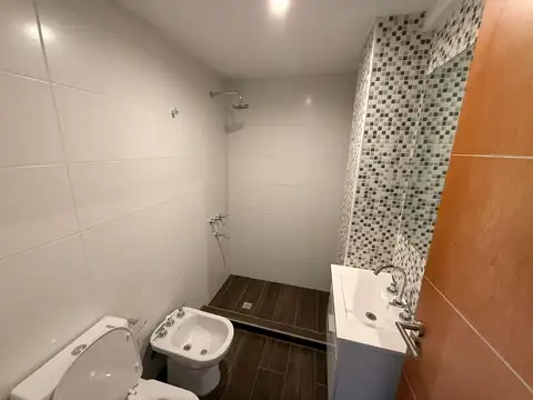 ALQUILER DPTO DOS AMBIENTES CASEROS