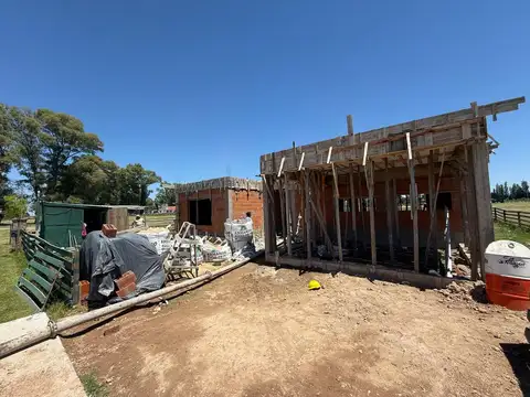 Venta en pozo casa pileta Fincas Joven Permuta financiacion