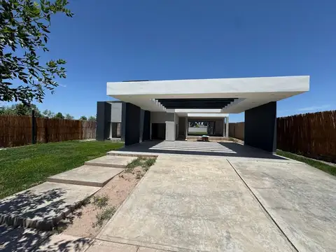 Venta Casa Barrio Semi Privado Cielos de Viamonte