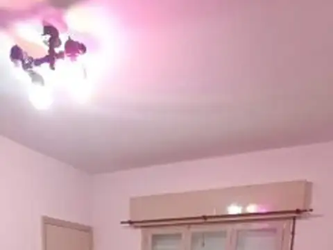 Departamento 5 ambientes con 2 baños