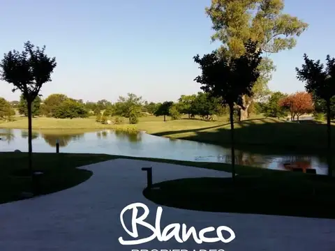 Departamento en Alquiler con 1 cochera