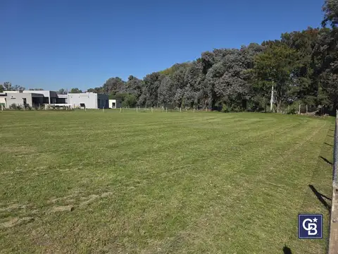Terreno en Venta 15  mts Fondo