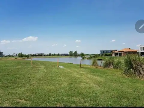 Terreno en Venta de 901,0 m2