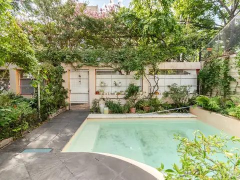 Casa en Venta con 1 cochera