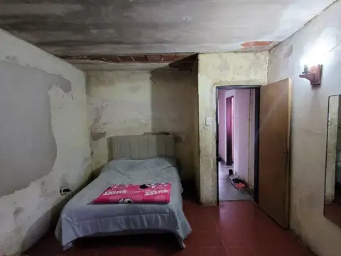 Casa 3 ambientes con 1 baño