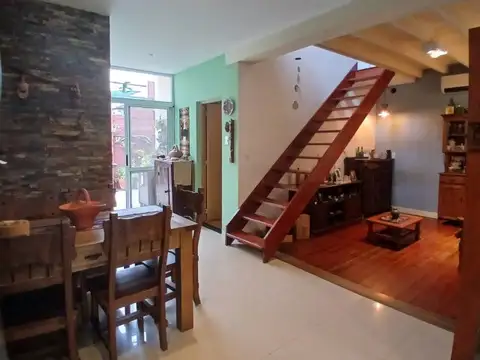 Depto Tipo Casa en Venta 14 años