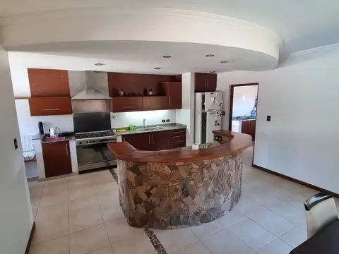 Casa en venta de 3 dormitorios -Campos de Roca I