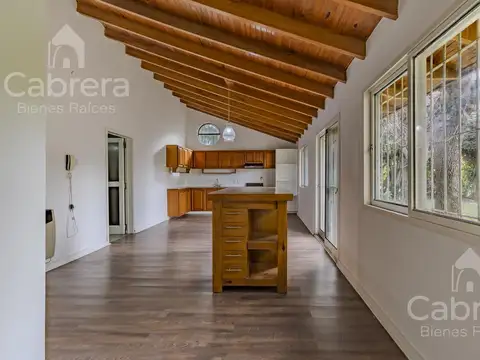 Casa 6 ambientes con 3 baños