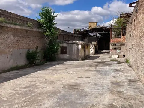Galpon en Alquiler en Remedios de Escalada, $ 3.000.000