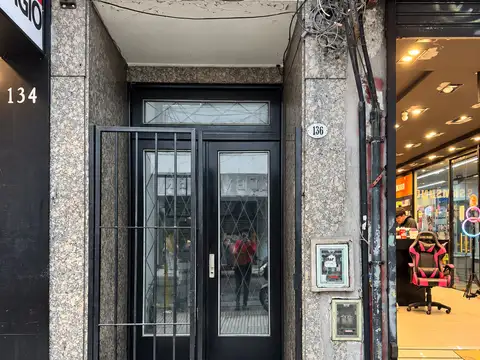 Belgrano 100, Piso 2