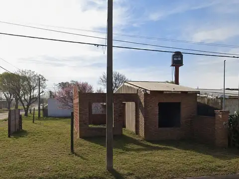 VENTA TERRENO CON CONSTRUCCION A TERMINAR