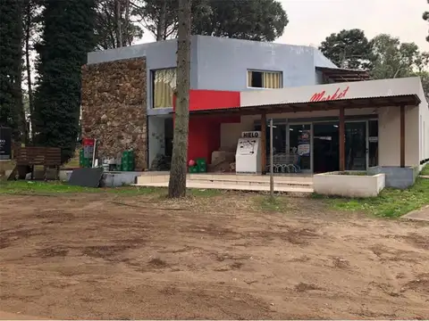 VENTA LOCAL COMERCIAL CARILO