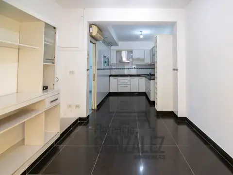 Depto Tipo Casa en Venta 45 años