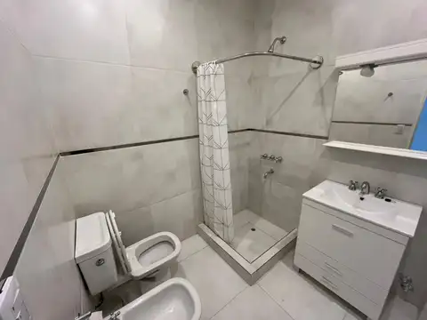 Juramento 5600, Piso 1