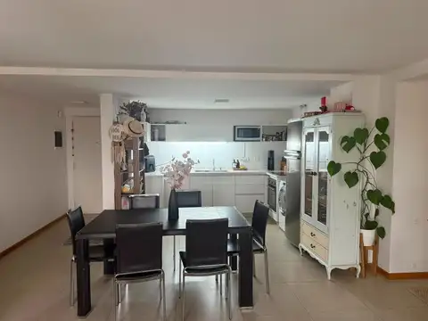 Departamento 4 ambientes con 3 baños
