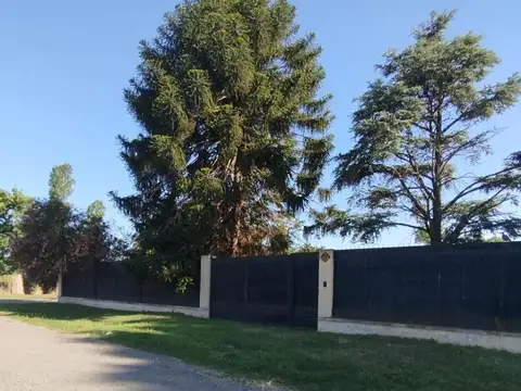 CASA EN ALQUILER PARA USO COMERCIAL (EN FUNES)