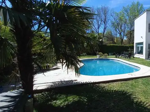 Casa Chalet  en Venta en Campo Chico, Pilar, G.B.A. Zona Norte