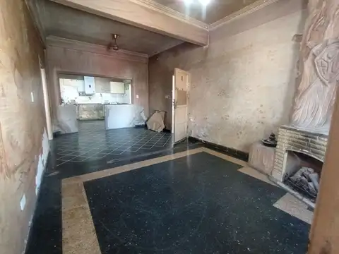 DEPTO 3 AMB PISO VENTA SANTOS LUGARES A RECICLAR