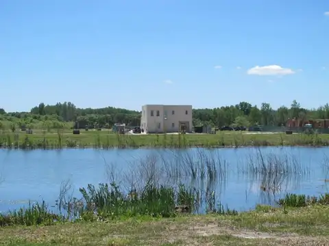 Venta lote a la laguna en B° San Rafael - Villa Nueva en Tigre