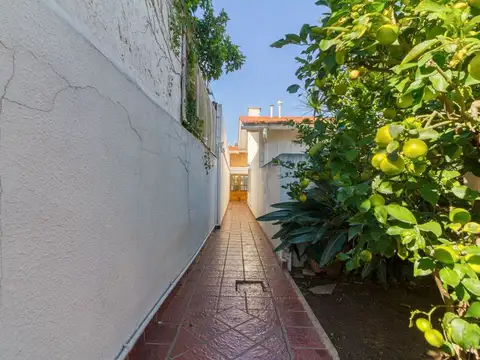 Depto Tipo Casa 4 ambientes con 1 baño