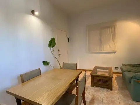 San Martín centro. Departamento 2 ambientes con cocina y bañ