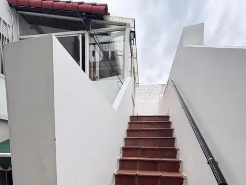 Depto Tipo Casa en Alquiler de 3 ambientes