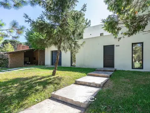 Casa en Alquiler Temporal en Pinamar, USD 150