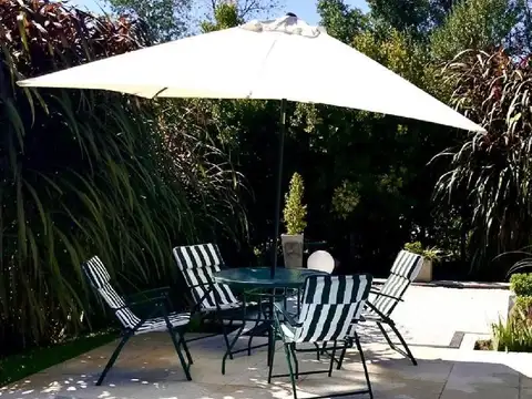 Casa Amueblada en Alquiler en El Recodo con Pileta